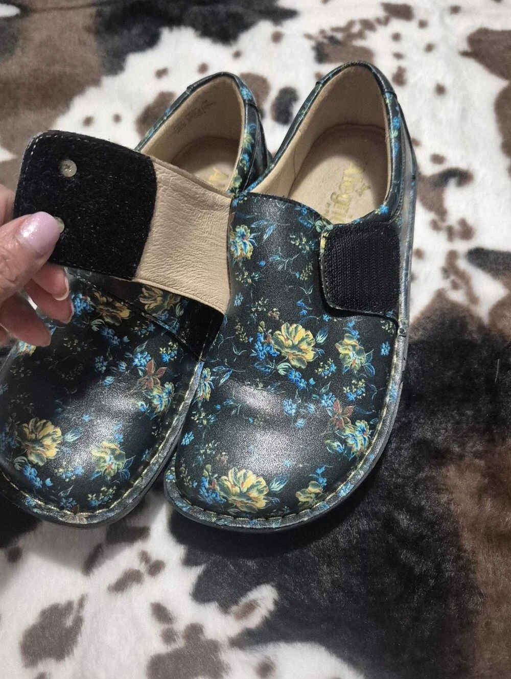 Alegria Black Floral Slip-On Loafers with Yellow & Blue Accents Shoes..Size:38